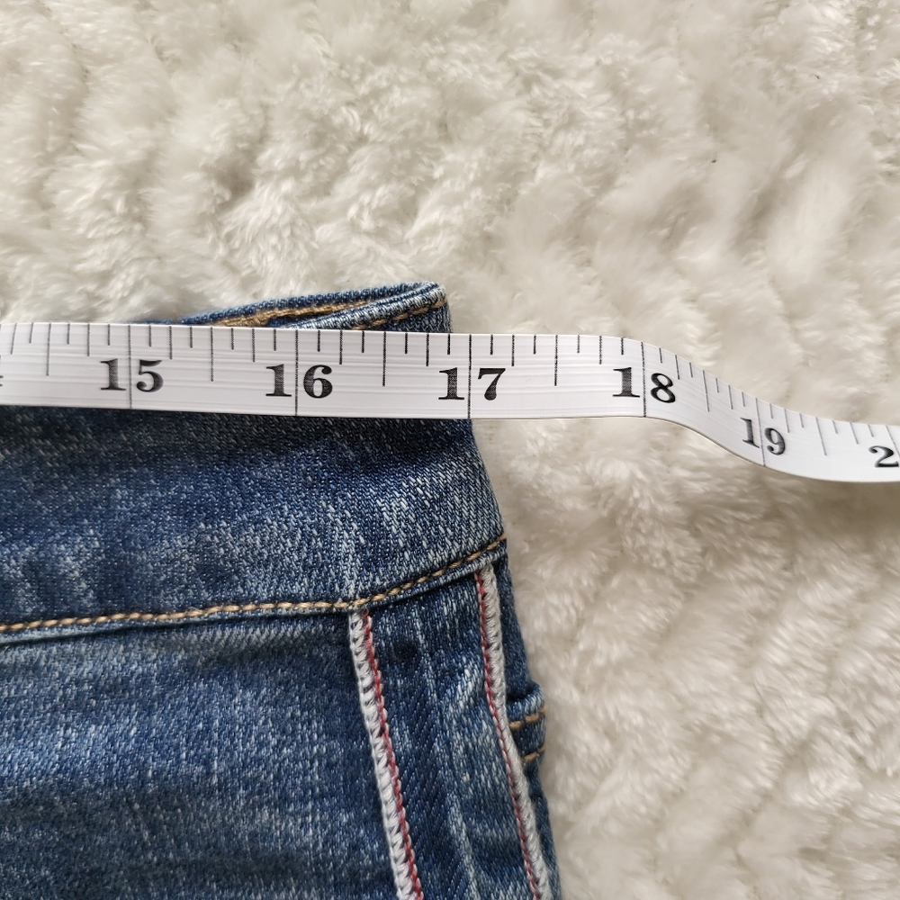 Women's High Waist Denim Short - Picture 7 of 12